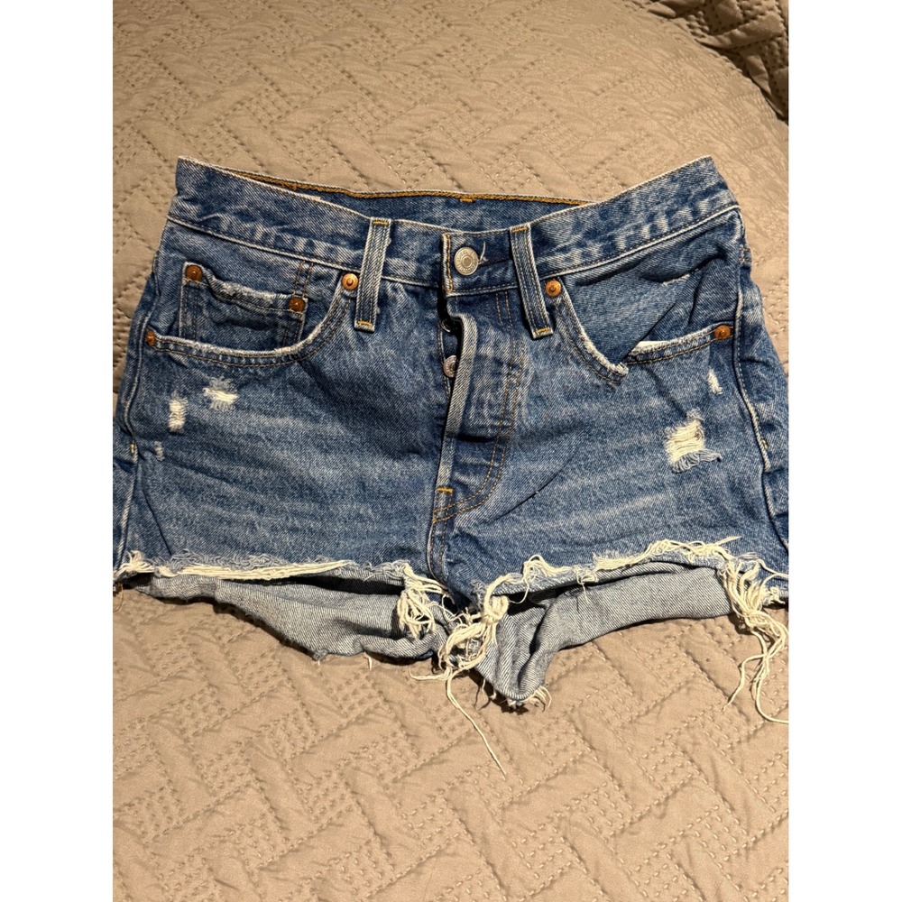 Medium Wash Authentic Levi's 501 Cutoff Shorts Frayed Hem Women's 26 Button Fly